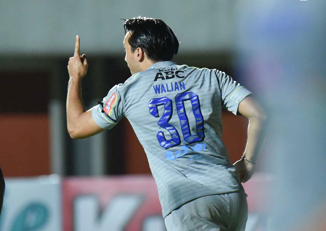ezra walian persib persita piala menpora 2021 maung bandung id