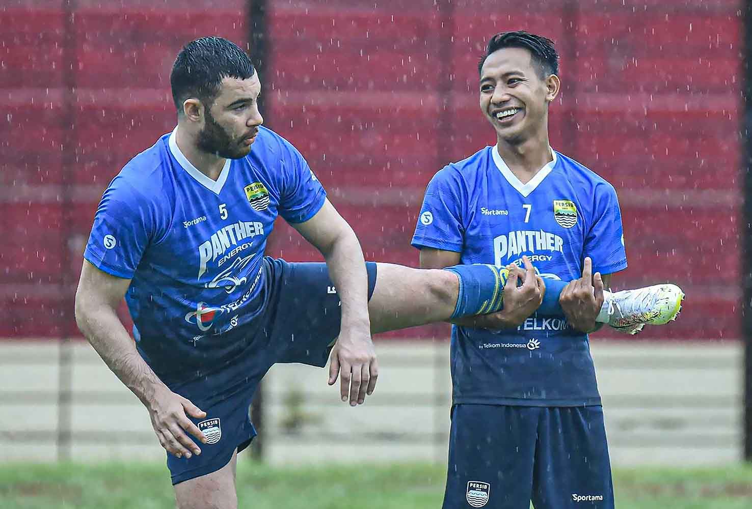 farshad noor persib maung bandung id